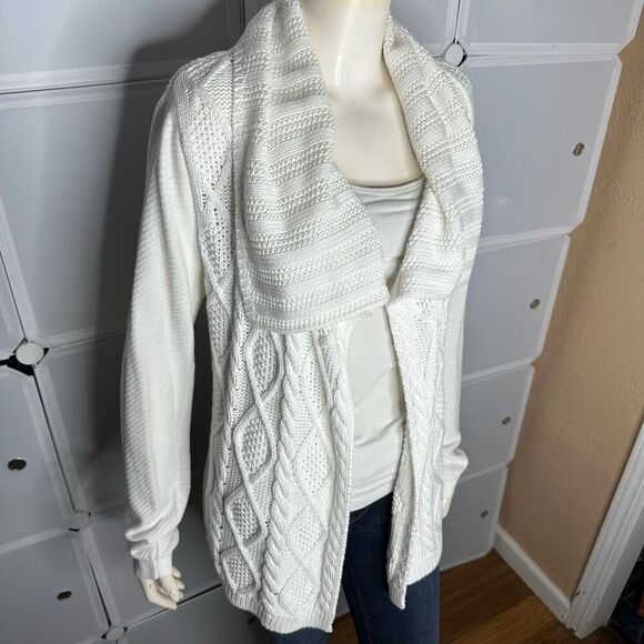 CAbi White Cable Sweater Knit Open Cardigan Size Medium - Picture 10 of 10